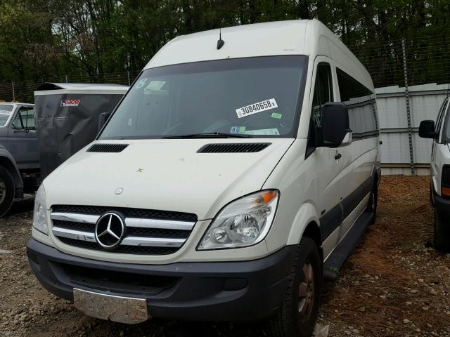 WDZPE8CC4C5676642 - 2012 MERCEDES-BENZ SPRINTER 2 WHITE photo 2