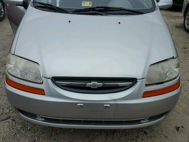 KL1TD52674B125370 - 2004 CHEVROLET AVEO SILVER photo 7