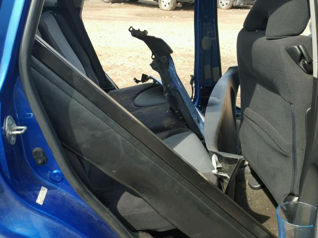 JHMGD37658S045769 - 2008 HONDA FIT SPORT BLUE photo 6