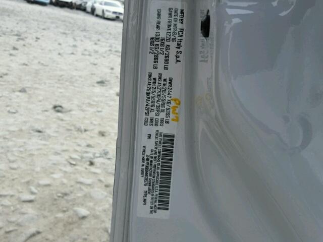 ZFBERFAB0H6D31576 - 2017 RAM PROMASTER 白色 照片 10