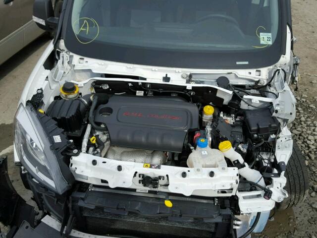 ZFBERFAB0H6D31576 - 2017 RAM PROMASTER 白色 照片 7