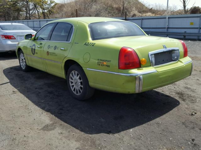 1LNHM81W67Y636552 - 2007 LINCOLN TOWN CAR S GREEN photo 3