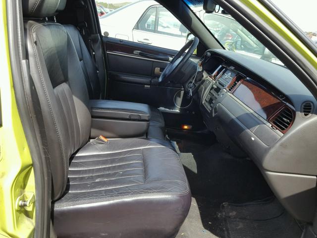 1LNHM81W67Y636552 - 2007 LINCOLN TOWN CAR S GREEN photo 5