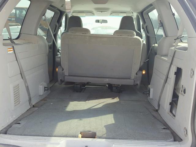 2FMZA50655BA06884 - 2005 FORD FREESTAR S GRAY photo 9