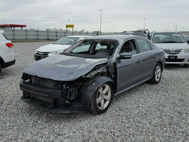 1VWAS7A34FC080472 - 2015 VOLKSWAGEN PASSAT S GRAY photo 2