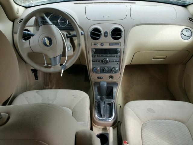 3GNCA13B79S641768 - 2009 CHEVROLET HHR LS SILVER photo 9