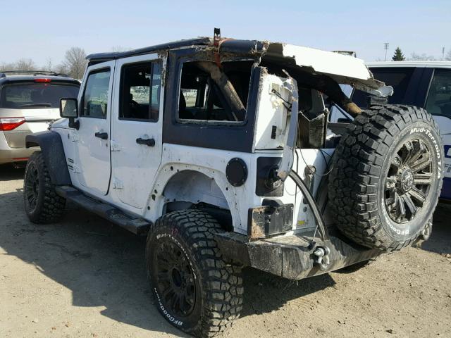 1C4BJWDG9GL251477 - 2016 JEEP WRANGLER U WHITE photo 3