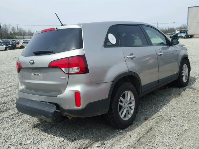 5XYKTCA67FG566258 - 2015 KIA SORENTO LX SILVER photo 4