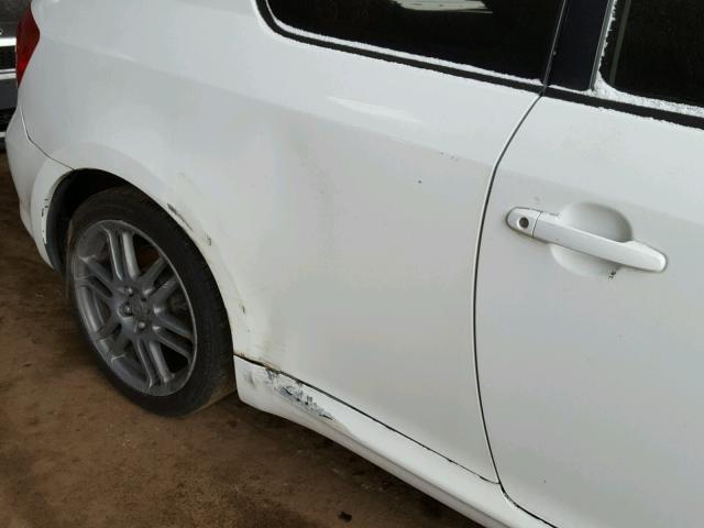 JTKDE167060097814 - 2006 TOYOTA SCION TC 白色 照片 9