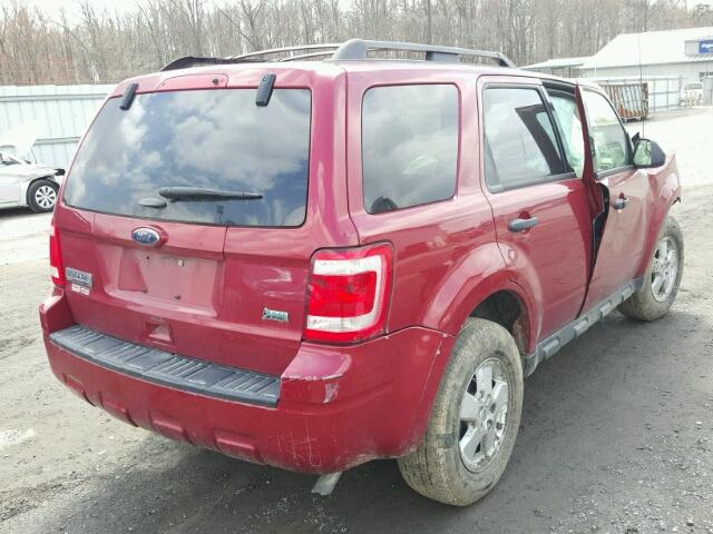 1FMCU9DGXBKA85817 - 2011 FORD ESCAPE XLT RED photo 4