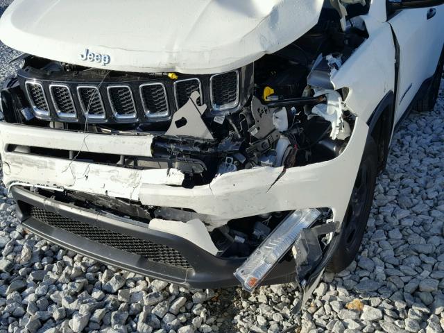 3C4NJCAB8HT690566 - 2017 JEEP COMPASS SP WHITE photo 9
