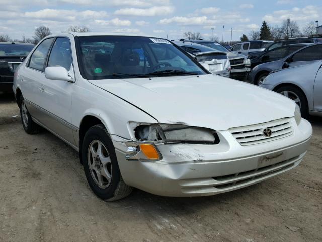 JT2BG22K6X0348001 - 1999 TOYOTA CAMRY LE WHITE photo 1