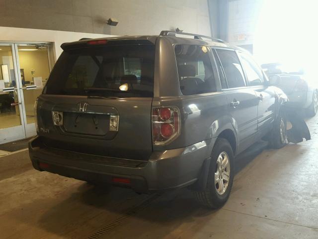 5FNYF28228B002641 - 2008 HONDA PILOT VP GRAY photo 4