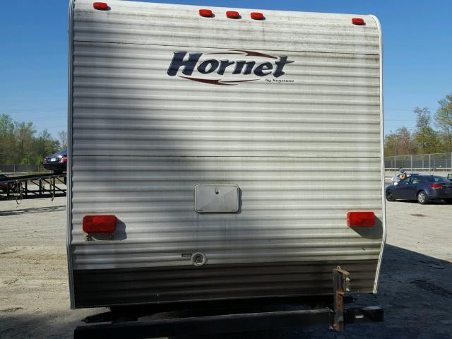 4YDT27B28A7200449 - 2010 KEY HORNET Blanc photo 8