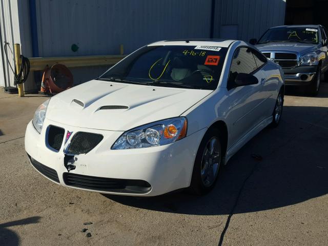 1G2ZH158364189897 - 2006 PONTIAC G6 GT WHITE photo 2