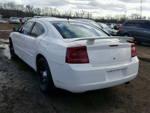 2B3LA43H58H134594 - 2008 DODGE CHARGER WHITE photo 3