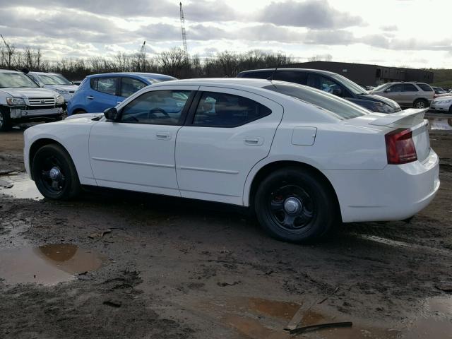 2B3LA43H58H134594 - 2008 DODGE CHARGER WHITE photo 9