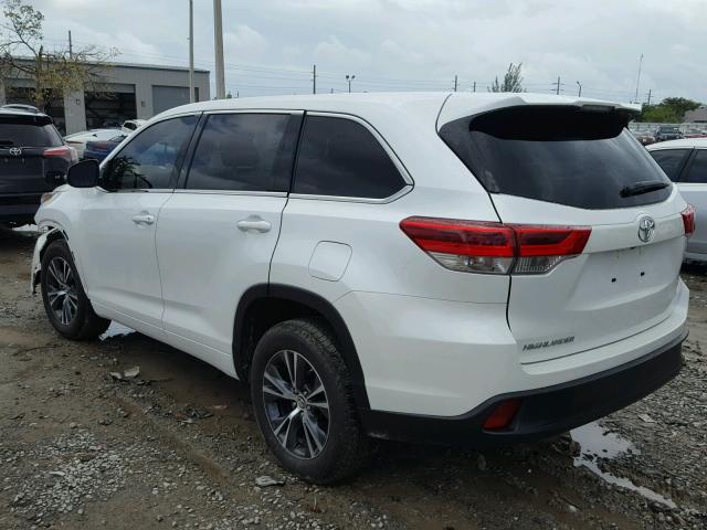 5TDZARFH2JS034283 - 2018 TOYOTA HIGHLANDER WHITE photo 3