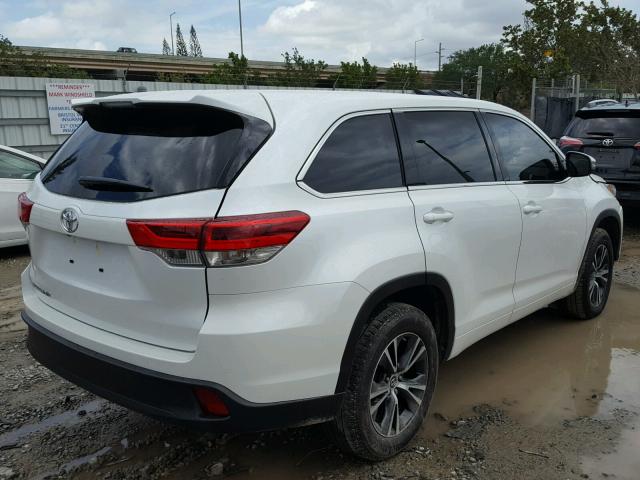 5TDZARFH2JS034283 - 2018 TOYOTA HIGHLANDER WHITE photo 4