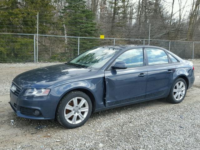 WAULF78K59N072867 - 2009 AUDI A4 2.0T QU GRAY photo 2