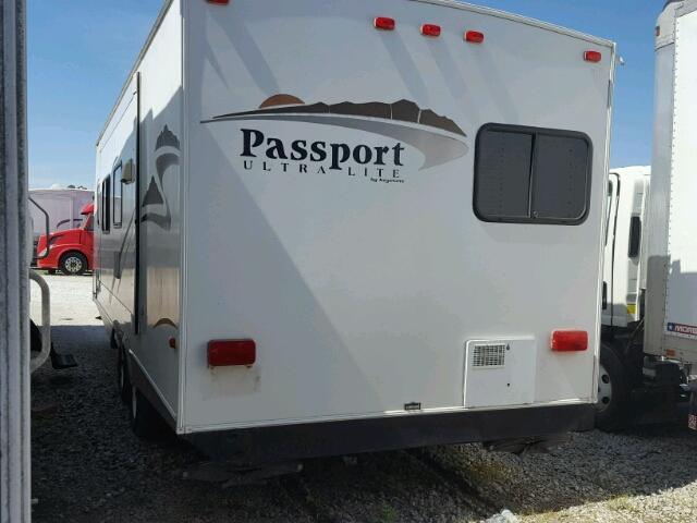 4YDT2452486410959 - 2008 KEYSTONE PASSPORT 白色 照片 3