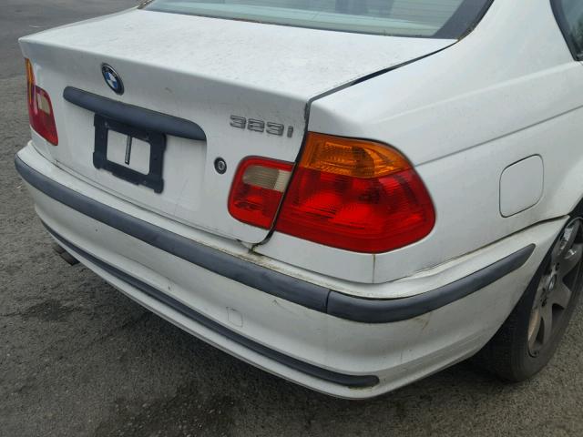 WBAAM3332XCA84475 - 1999 BMW 323I WHITE photo 9