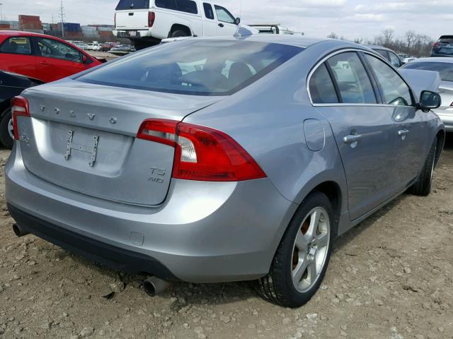 YV1612FH9D1213801 - 2013 VOLVO S60 T5 SILVER photo 4