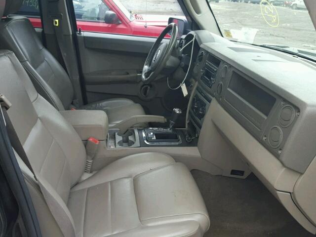 1J8HG48N46C337471 - 2006 JEEP COMMANDER BLACK photo 5