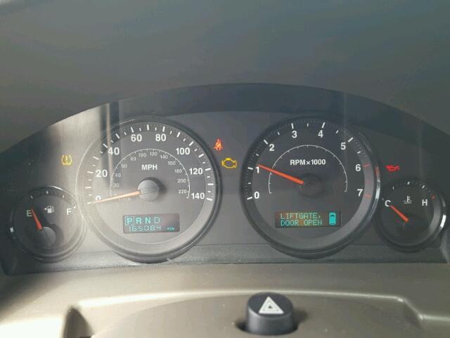 1J8HG48N46C337471 - 2006 JEEP COMMANDER BLACK photo 8