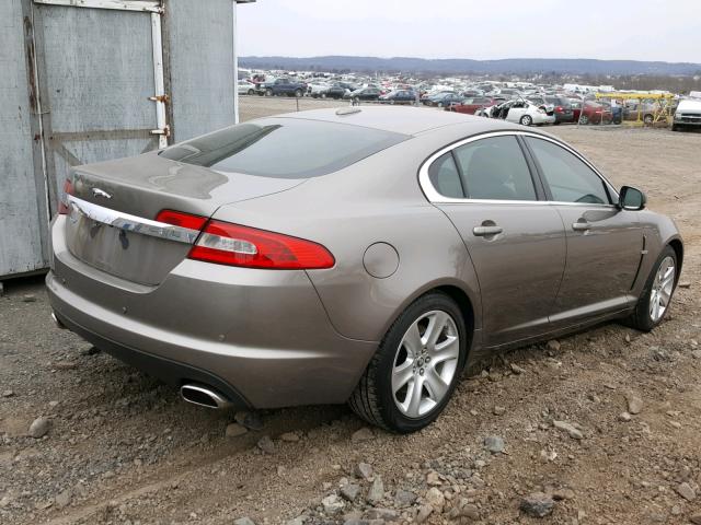 SAJWA0FB7BLR94648 - 2011 JAGUAR XF GRAY photo 4