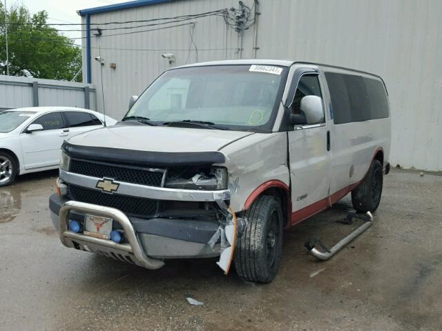 1GAHG35U831214057 - 2003 CHEVROLET EXPRESS G3 BEIGE photo 2