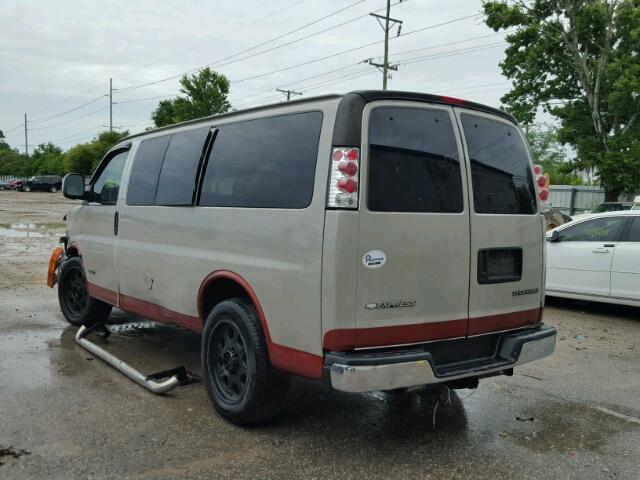 1GAHG35U831214057 - 2003 CHEVROLET EXPRESS G3 BEIGE photo 3