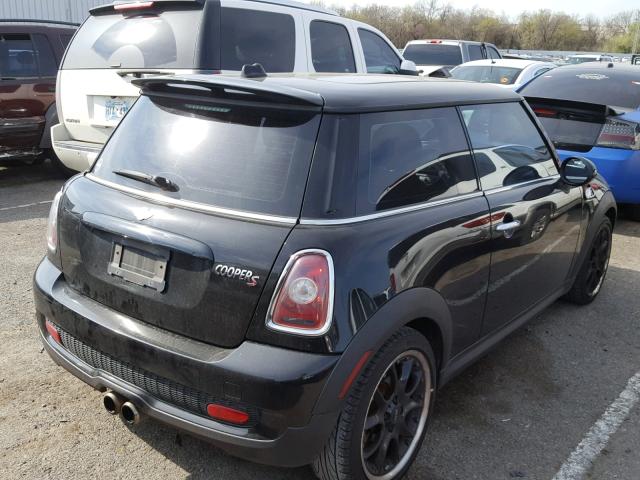 WMWMF7C59ATX43141 - 2010 MINI COOPER S BLACK photo 4