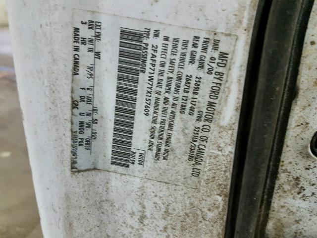 2FAFP71W7YX157609 - 2000 FORD CROWN VICT WHITE photo 10