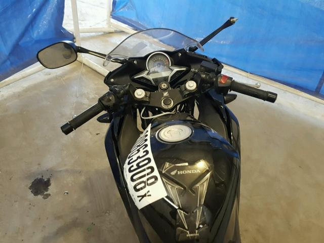 MLHMC4105C5205137 - 2012 HONDA CBR250 R BLACK photo 5