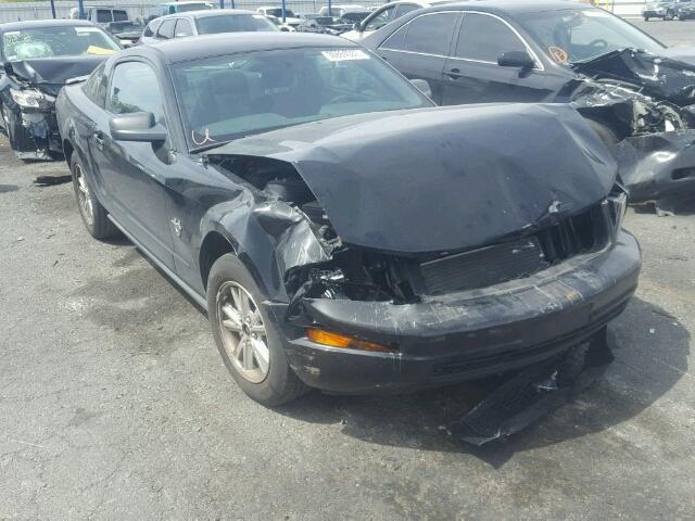 1ZVHT80N295127673 - 2009 FORD MUSTANG BLACK photo 1