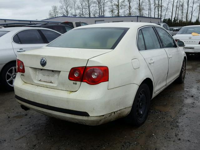 3VWSF71K15M631924 - 2005 VOLKSWAGEN NEW JETTA WHITE photo 4