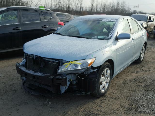 4T1BE46K09U829677 - 2009 TOYOTA CAMRY BASE BLUE photo 2