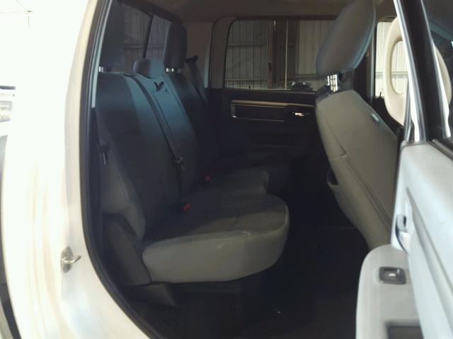 3C6TR5DT8FG605271 - 2015 RAM 2500 SLT 白色 照片 6