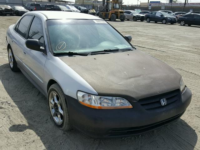 1HGCF86631A085399 - 2001 HONDA ACCORD VAL SILVER photo 1