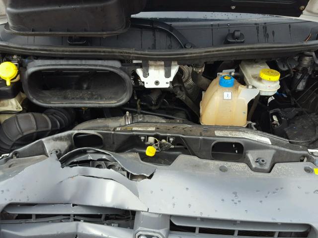 3C6TRVAG5GE105296 - 2016 RAM PROMASTER 白色 照片 7