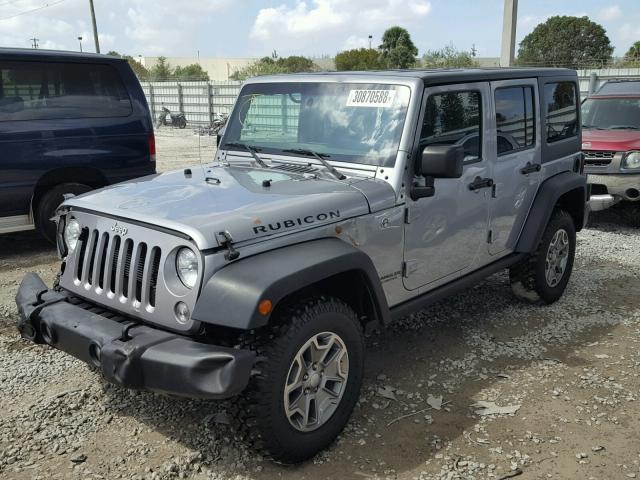 1C4BJWFG9GL118828 - 2016 JEEP WRANGLER U GRAY photo 2