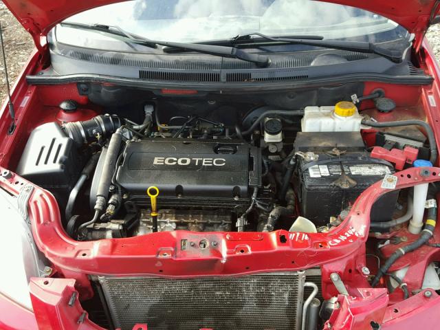 KL1TD56E69B394212 - 2009 CHEVROLET AVEO LS RED photo 7