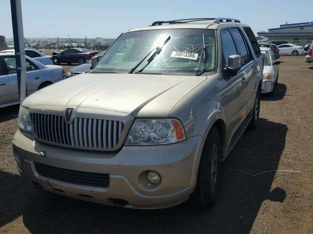 5LMFU27R34LJ18569 - 2004 LINCOLN NAVIGATOR Brązowy zdjęcie 2