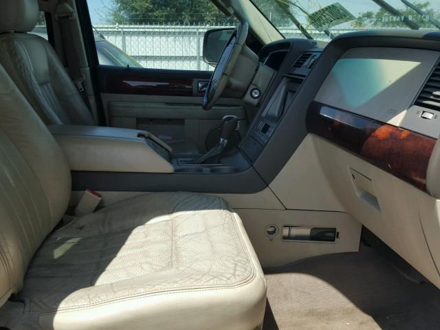 5LMFU27R34LJ18569 - 2004 LINCOLN NAVIGATOR Brązowy zdjęcie 5