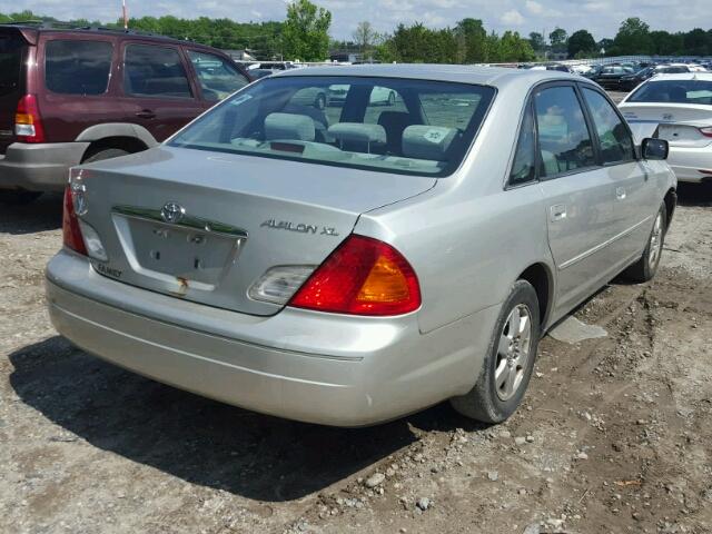 4T1BF28B41U126490 - 2001 TOYOTA AVALON SILVER photo 4