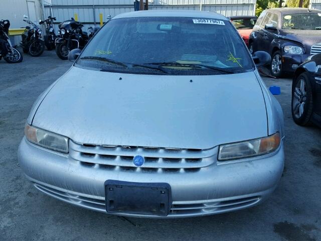 1P3EJ46X0YN106266 - 2000 PLYMOUTH BREEZE SILVER photo 9