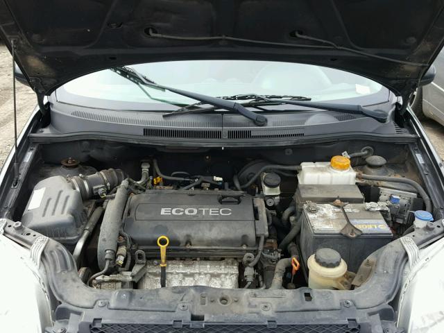 KL1TD5DE6AB093415 - 2010 CHEVROLET AVEO LS BLACK photo 7