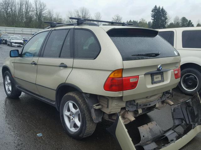 WBAFA53561LM72020 - 2001 BMW X5 3.0I GREEN photo 3