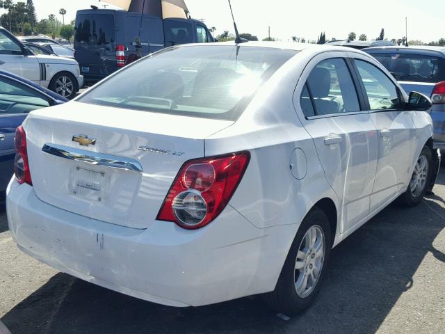 1G1JC5SG1D4223691 - 2013 CHEVROLET SONIC LT WHITE photo 4